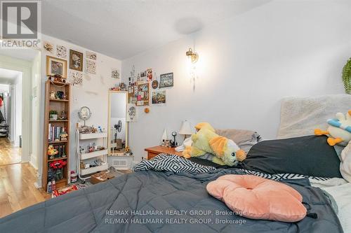 Apt 3 Bed 2 - 121 Osgoode Street, Ottawa, ON - Indoor