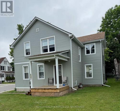 697 NIAGARA BOULEVARD  Fort Erie (Central), ON L2A 3J1