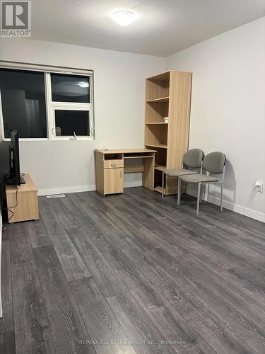 219 - 338 Albert Street, Waterloo, ON - Indoor
