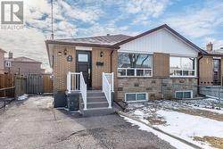 19 GARFIELD CRESCENT Brampton, ON L6V 1V7
