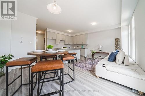 11 Davinci Boulevard, Hamilton, ON - Indoor