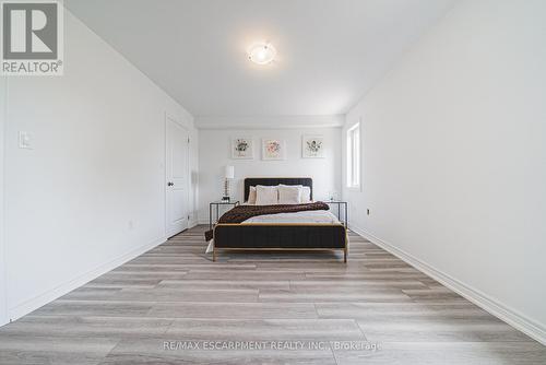 11 Davinci Boulevard, Hamilton, ON - Indoor