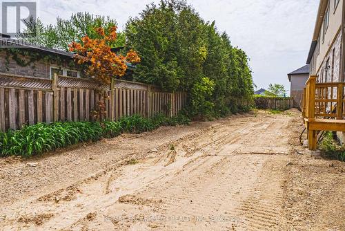 11 Davinci Boulevard, Hamilton, ON - Outdoor