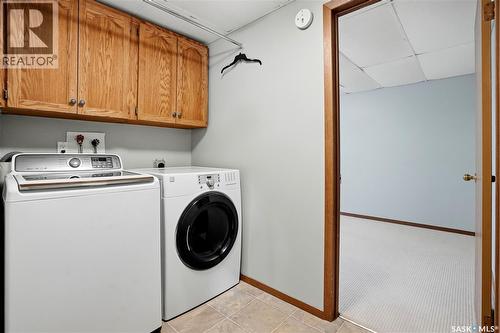 303 Currie Crescent, Strasbourg, SK - Indoor Photo Showing Laundry Room