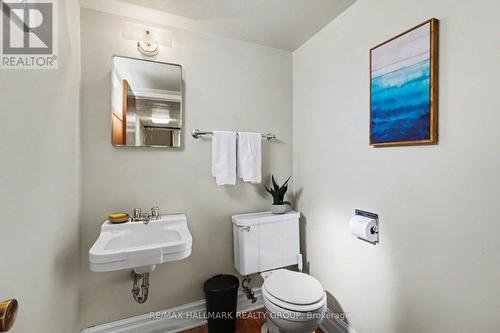 2640 Ulster Crescent, Ottawa, ON - Indoor Photo Showing Bathroom