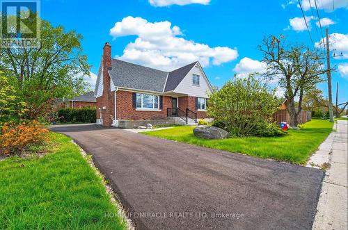 21 GREGORY STREET  Brampton, ON L6Y 1G2