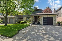 1866 BOWLER DRIVE Pickering, ON L1V 3E4