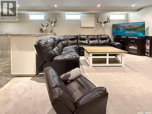 480 3Rd Avenue Se, Swift Current, SK - Indoor Photo Showing Basement