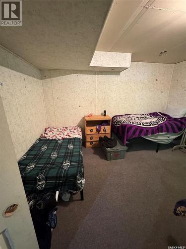 702 Second Street, Estevan, SK - Indoor