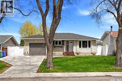 60 French CRESCENT  Regina, SK S4R 6N4