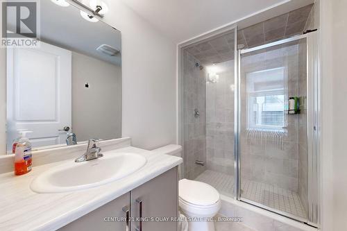 16 Credit Lane, Richmond Hill, ON - Indoor Photo Showing Bathroom