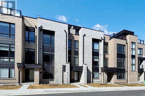 16 Credit Lane, Richmond Hill, ON - Outdoor With Facade