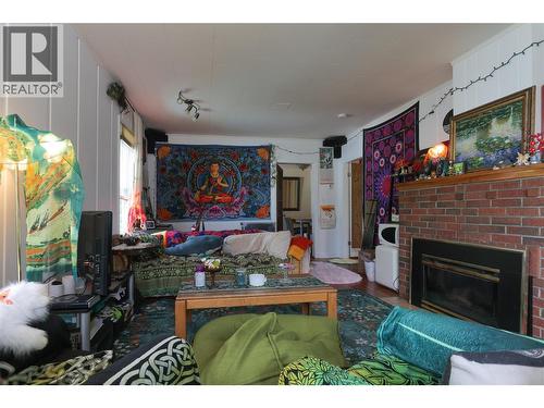 1204 Front Street, Nelson, BC - Indoor Photo Showing Living Room With Fireplace