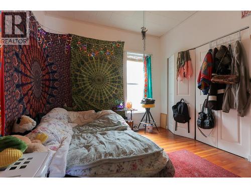 1204 Front Street, Nelson, BC - Indoor Photo Showing Bedroom