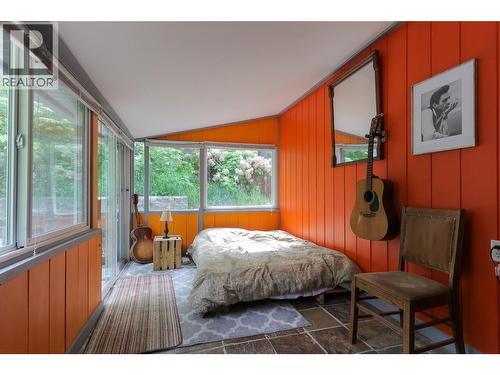 1204 Front Street, Nelson, BC - Indoor Photo Showing Bedroom