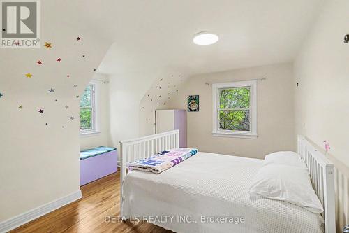 805 Smyth Road, Ottawa, ON - Indoor Photo Showing Bedroom