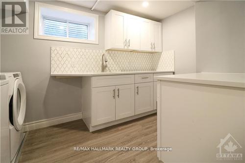 205 Blackburn Avenue, Ottawa, ON - Indoor Photo Showing Laundry Room