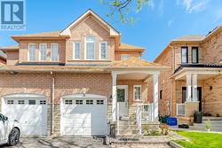 8 NASIR CRESCENT Vaughan, ON L6A 3B3