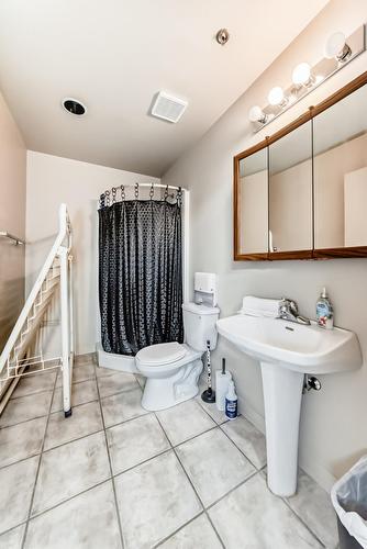 10086 164 St Nw, Edmonton, AB 