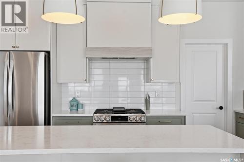 20 515 Delainey Road, Saskatoon, SK - Indoor Photo Showing Kitchen