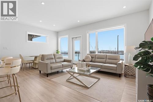 20 515 Delainey Road, Saskatoon, SK - Indoor Photo Showing Living Room