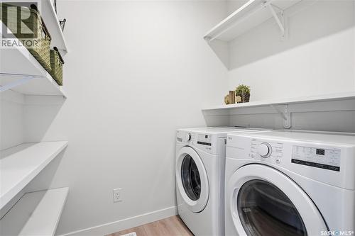 20 515 Delainey Road, Saskatoon, SK - Indoor Photo Showing Laundry Room