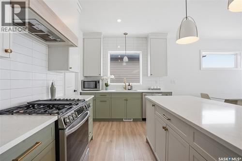 20 515 Delainey Road, Saskatoon, SK - Indoor Photo Showing Kitchen With Upgraded Kitchen