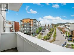 Deck view from second bedroom on top floor - 