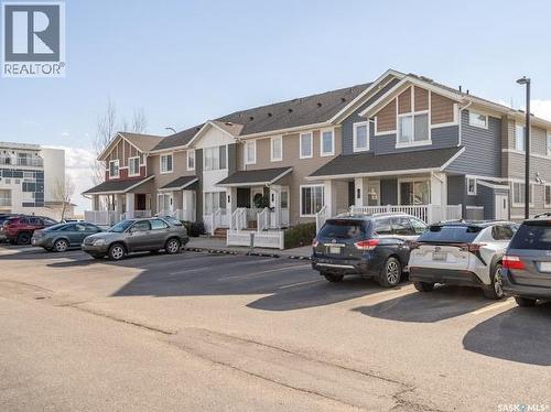 9 5752 Gordon Road, Regina, SK - Outdoor With Facade