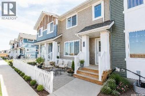 9 5752 Gordon Road, Regina, SK - Outdoor With Facade