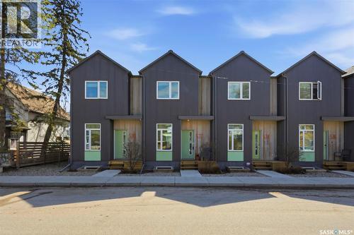 532 F AVENUE S  Saskatoon, SK S7M 5X9