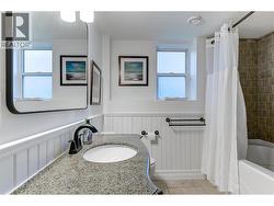 Suite bathroom - 