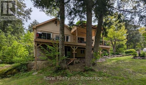 22 CAMP ROAD  Mckellar, ON P2A 0B4