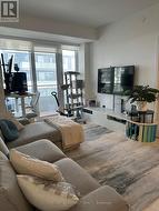 1008 - 95 ONEIDA CRESCENT Richmond Hill, ON L4B 0H5