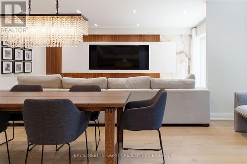 2247 RODICK ROAD  Markham, ON L6C 1R1