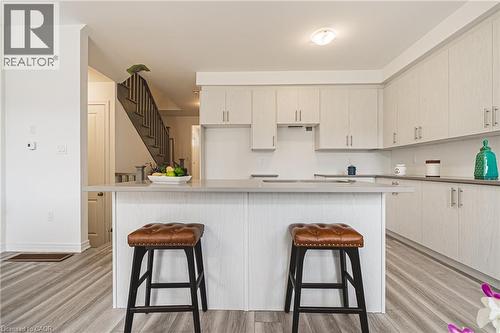 11 Davinci Boulevard, Hamilton, ON - Indoor Photo Showing Kitchen