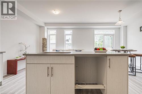 11 Davinci Boulevard, Hamilton, ON - Indoor