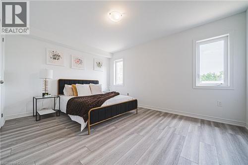 11 Davinci Boulevard, Hamilton, ON - Indoor Photo Showing Bedroom