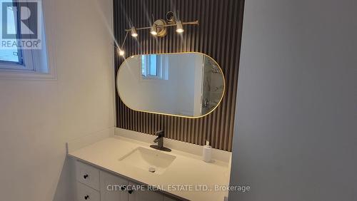 3450 Ellengale Drive, Mississauga, ON -  Photo Showing Bathroom