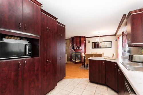 Kitchen - 928 Rue D'Antin, Repentigny (Repentigny), QC - Indoor Photo Showing Kitchen With Double Sink