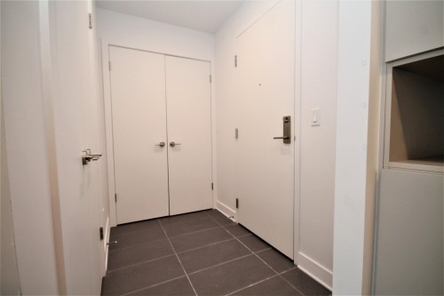 Mud Room - 604-5265 Rue Mackenzie, Montréal (Côte-Des-Neiges/Notre-Dame-De-Grâce), QC - Indoor Photo Showing Other Room