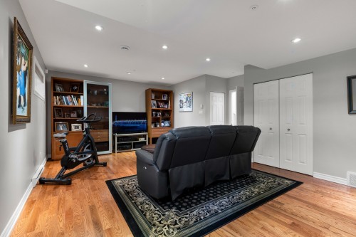Family Room - 6710 Ch. Wallenberg, Côte-Saint-Luc, QC - Indoor