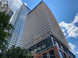2201 - 18 MAITLAND TERRACE Toronto, ON M4Y 0H2