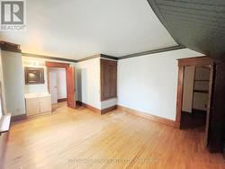 Primary Bedroom - 