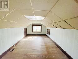 Bedroom 2 - 