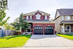 110 WINCHESTER TERRACE Barrie, ON L4M 0B3