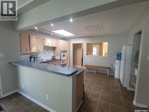 1502 Early Drive, Saskatoon, SK - Indoor Photo Showing Kitchen