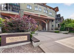 2901 Abbott Street Unit# 101 Kelowna, BC V1Y 1G7