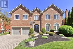 953 DAMASCUS COURT Newmarket, ON L3X 1L2