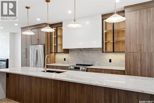 317 11Th Street, Saskatoon, SK - Indoor Photo Showing Kitchen With Upgraded Kitchen